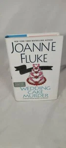 Joanne Fluke Wedding Cake Murder Exclusive Autographed / Signed Edition - Picture 1 of 3