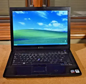Dell Latitude E6400 Intel Core 2 Duo 2,26 GHz 4 GB Windows XP 32 bits NVidia GFX - Imagen 1 de 16