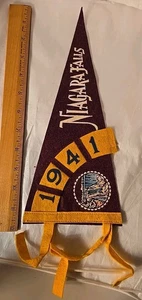 Vtg 1941 Niagara Falls Burgandy Felt Pennant Souvenier USA Canada Historical - Picture 1 of 7