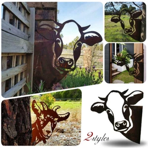 Art Hanging Metal Peeping Cow Goat Ornaments Outdoor Garden Adornment Home Decor - Foto 1 di 16
