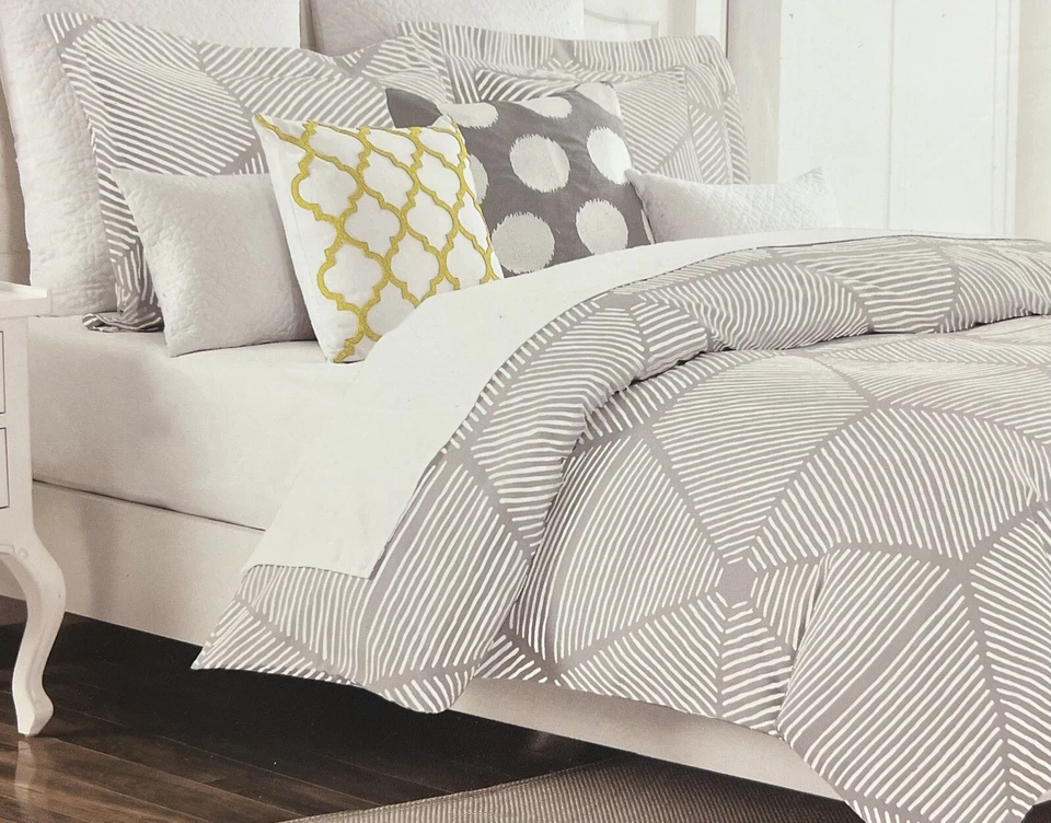 Max Studio Gris Blanco Geométrico Abstracto Completo/Queen JUEGO DE FUNDA NÓRDICA CON FUNDAS Foto 1 de 1