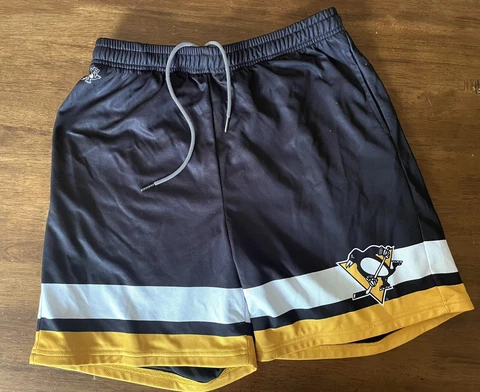 Pittsburgh Penguins Shorts Large Cover