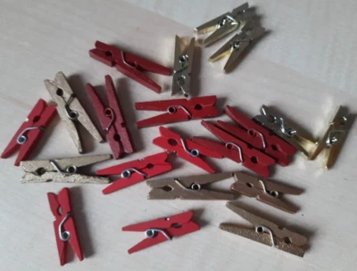 20 Mini Wäscheklammern Holzklammern MIX ROT, GOLD,Deko-Foto Clips Klammern - Bild 1 von 4