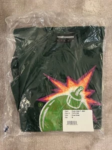 The Hundreds Claude Adam T-Shirt Forest Green Größe M (nagelneu mit Etikett) - Bild 1 von 2