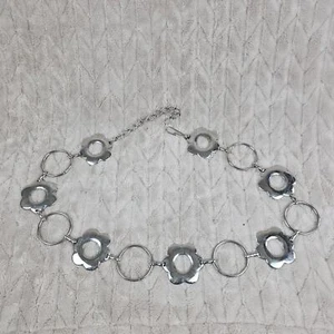 Vintage Flower Chain Belt OS Silver Color Y2K 90s Retro Flower Power Preppy - Picture 1 of 4