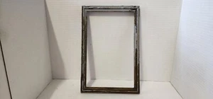 Antique 8" x 12" Gray Painted Distressed Wooden Picture Frame - Picture 1 of 6