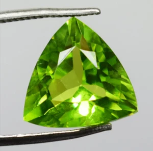 Peridoto naturale taglio trilione peridoto 10,30 ct certificato CGI peridoto sciolto - Foto 1 di 2