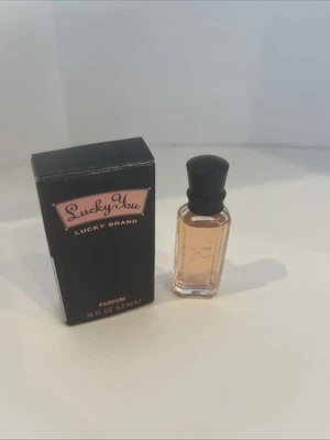 Lucky You Parfum MINI .18fl oz./5.3 ml Nuevo Perfume Lucky Brand Foto 1 de 3
