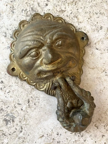 ANTIQUE c.1911 DEVIL GARGOYLE SUN FACE ARCHITECTURAL SALVAGE DOORKNOCKER Cover