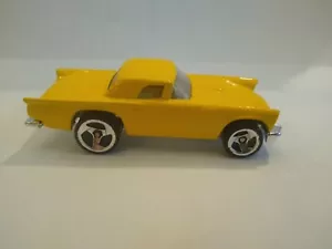 Hot Wheels '57 Ford Thunderbird 1977 Yellow Made in Malaysia - Picture 1 of 7