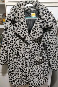 Faux Fur Coat Gray With Black Spots C&C California Size L - Picture 1 of 8