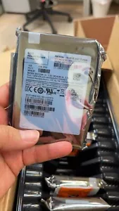 Samsung 15.36TB SSD PM1633a SAS AREA15T4S5xnNTRI MZ-1LS15T0 MZ1LS15THMLS-000H4 - Picture 1 of 2
