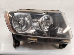 2012-2017 Jeep Compass Right Hand Headlight Assembly halogen (black bezel) Oem - Picture 1 of 2