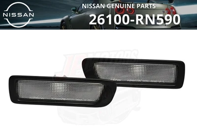 NISSAN Genuine Clear Side Turn Signal Lens OEM JDM for ECR33 SKYLINE NISMO - image 1 of 4
