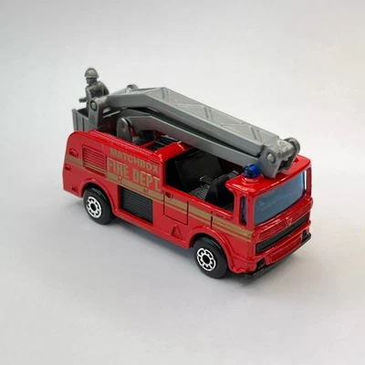 Camión de bomberos Matchbox MB 13 Snorkel Departamento de bomberos Variación escalera cuerpo rojo Foto 1 de 4