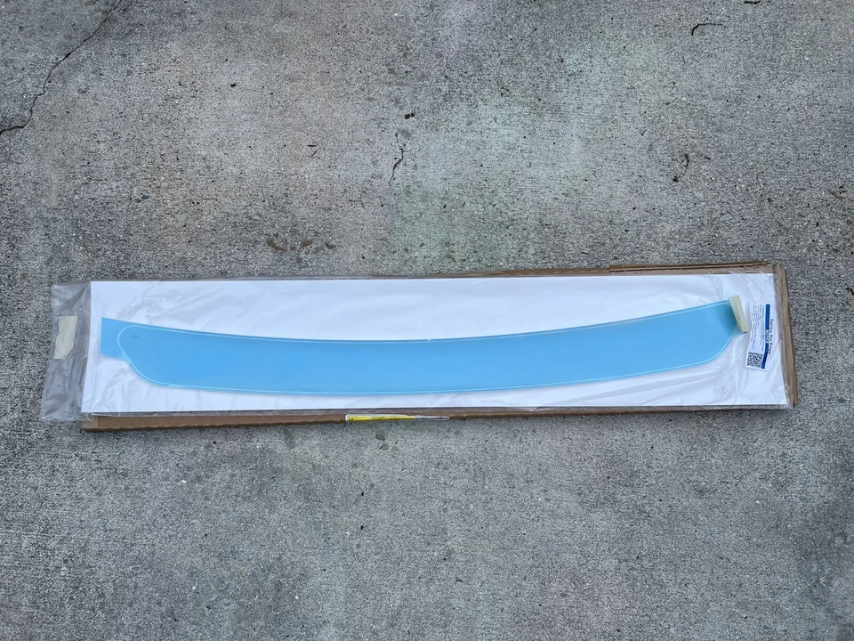 Aplique de parachoques trasero genuino OEM nuevo para modelos Hyundai Sonata 2018-2019 Foto 1 de 4