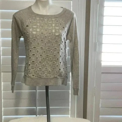 Sudadera con Superposición Geométrica Usada en Excelente Condición J Crew Talla XS Foto 1 de 4