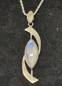 Vintage 925 Sterling Silver Marked Large Oval Moonstone Pendant W/ 19” Necklace - Picture 1 of 7