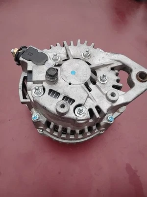 Alternator NISSAN ALTIMA 00 01 - Image 1 of 4