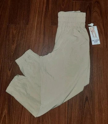 Pantalón jogger Love To Move para mujer (vainilla * estrella) nuevo con etiquetas talla Mediano Foto 1 de 4
