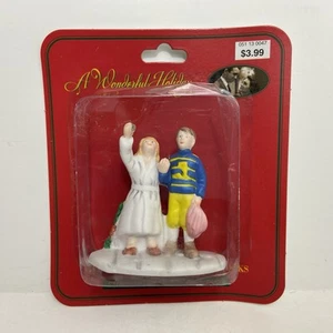 It’s A Wonderful Life Holiday Village George & Mary Throwing Rocks NEW RARE HTF - Picture 1 of 7