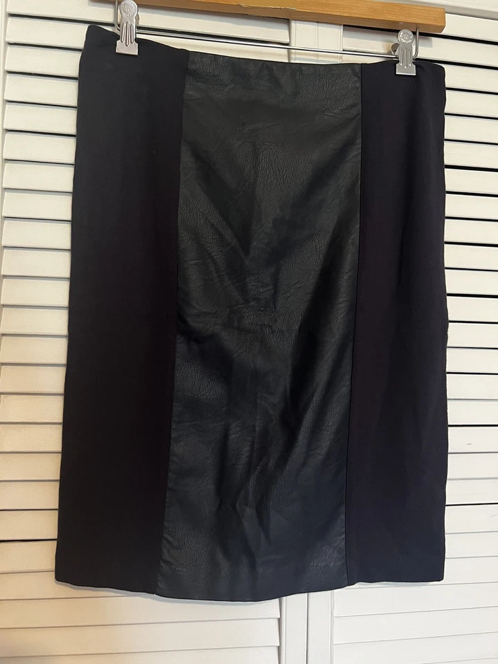 Falda para mujer Larry Levine talla 10 hasta la rodilla lápiz elástico azul marino plisado Foto 1 de 4