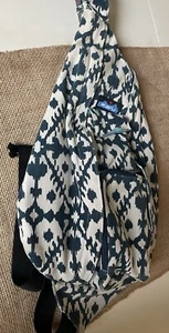 KAVU Rope Sling Bag Crossbody Shoulder  Canvas Ivory/Blue Geometric Print - Picture 1 of 12