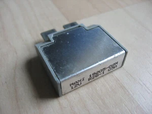 Maxi disyuntor fusible Bussmann Eaton 19205-02M 5A 5 amperios 12V #M147JA - Imagen 1 de 5