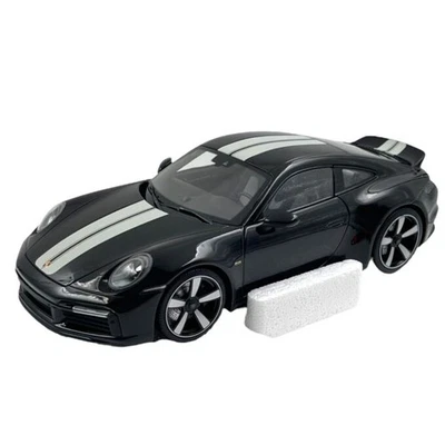 Modellino Auto Minichamps 1/18 Porsche 911 992 Sport Classic 2022 Black - Immagine 1 di 4