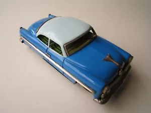 AUTO GIOCATTOLO VINTAGE NON MARCATA ANNI 50 FORD/MERCURY LATTA ATTRITO GIAPPONE - Foto 1 di 4