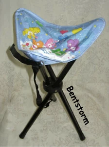 Taburete plegable Care Bears 18" peso 200 libras. Easy Fold & Store con licencia nuevo con etiquetas - Imagen 1 de 4