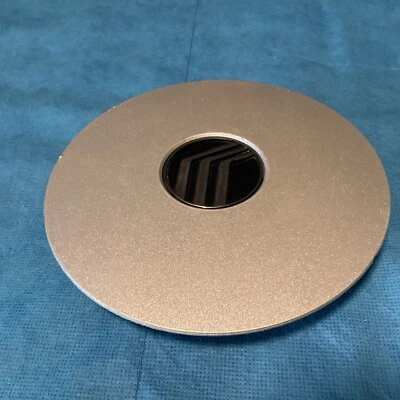 Оригинальный серебристый центральный колпак колеса 1995-1998 Mercury Mystique 94BB-1130-BD - Изображение 1 из 4