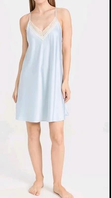 Flora Nikrooz Chemise скольжения размер средний небесно-голубой кружева спортивная спина новый  - Изображение 1 из 4