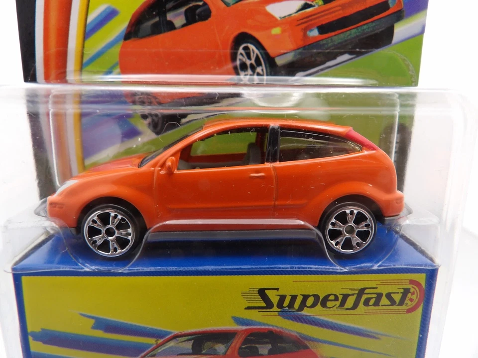 MK Matchbox - 2004 USA Superfast - #74 Chevrolet Tahoe - Burgandy