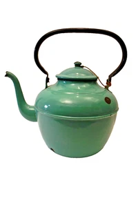 Vintage CNEB Belgian Enamel Kettle Green Kitchenware Decorative Circa 1950s - Picture 1 of 14