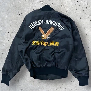 Chaqueta de bombardero de satén Harley Davidson vintage años 80 pequeña negra EE. UU. Eagle Biker S MD - Imagen 1 de 13