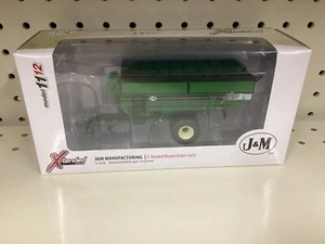 1:64 J&M X1112 X-Tended reach, Green Grain Cart with single wheels, SpecCast - Picture 1 of 3