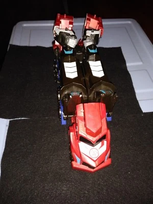 Mega Optimus Prime 3 pasos  Foto 1 de 4