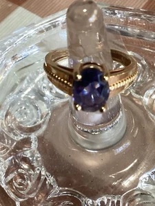 10 Karat Gelbgold Iolith Damen Solitär Ring. " S. 6 - Bild 1 von 4