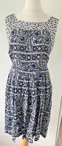 Dorothy Perkins Size 16 Sleeveless Dress Blue White Patterened Paisley Belted - Picture 1 of 22