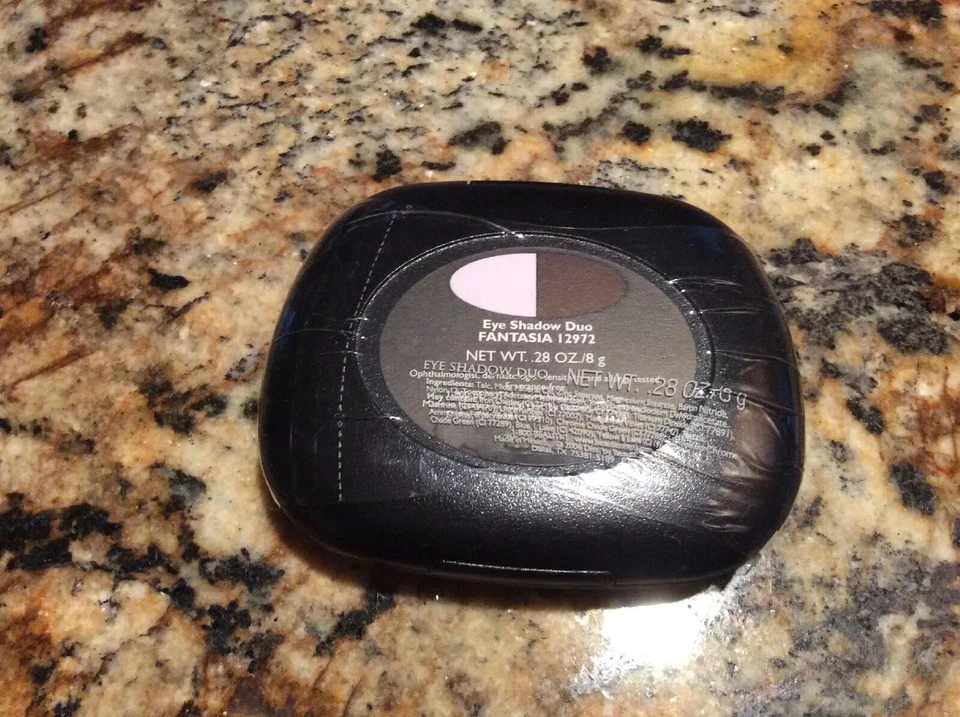 BeautiControl Fantasia Eye Shadow Duo - Image 1 of 1