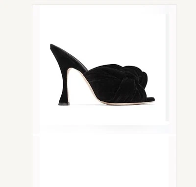 Mules de cuero negro con tacón “Maxi Bow” para mujer talla 37,5 precio de venta sugerido por el fabricante 1140 USD Foto 1 de 4