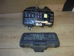 CAJA DE FUSIBLES COMPARTIMENTO MOTOR EXTERNO HONDA ACUERDO 2002 2.0 16V 3825A-S1A-E200 - Imagen 1 de 3