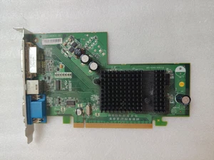 Tarjeta de gráficos de video Dell ATI Radeon X300 E-G012-05-1489 (B) 128 MB DDR2 VGA/DVI/S - Imagen 1 de 8