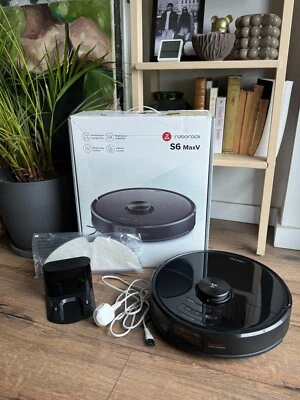 Roborock S6 MaxV AI Smart Navigation 2500Pa Robot Vacuum & Mop Cleaner Black - Image 1 of 4