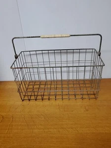 17" Long Rectangular Wire Wire Milkman Basket w/ Bakelite Hinged Handle Vintage - Picture 1 of 11