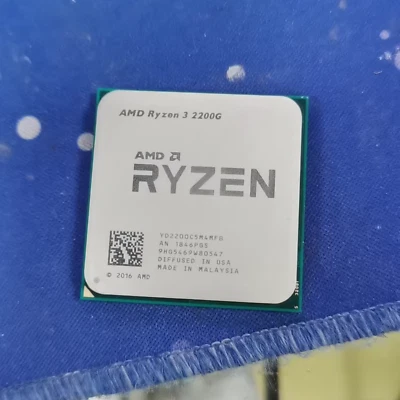 AMD Ryzen 3 2200g R3-2200G 3.5 GHz 4-Core 4-Thread 65W AM4 CPU Processor - Image 1 of 2