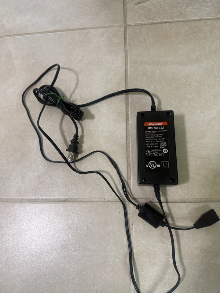 Carrera 30327U Digital 132 Power supply No Packaging 1:32 Slot Car Track - Image 1 of 1