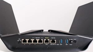 NETGEAR Nighthawk WiFi 6 Router RAX120V2 12-Stream Dual-Band Gigabit Router AX6K - Afbeelding 1 van 5