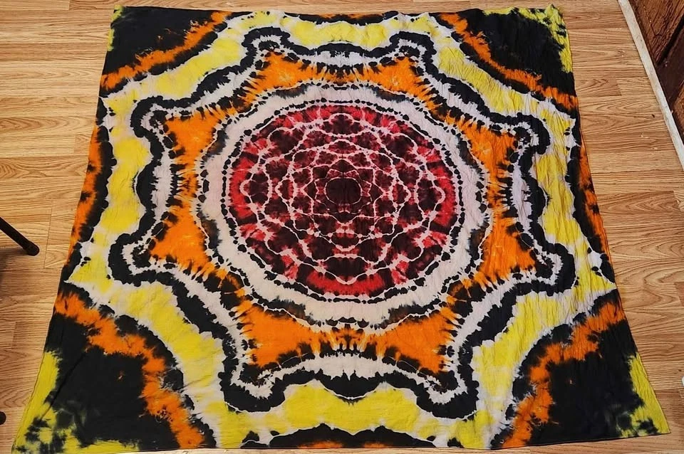 Tapiz teñido y lavado a mano 59"x59" 100% algodón Foto 1 de 1